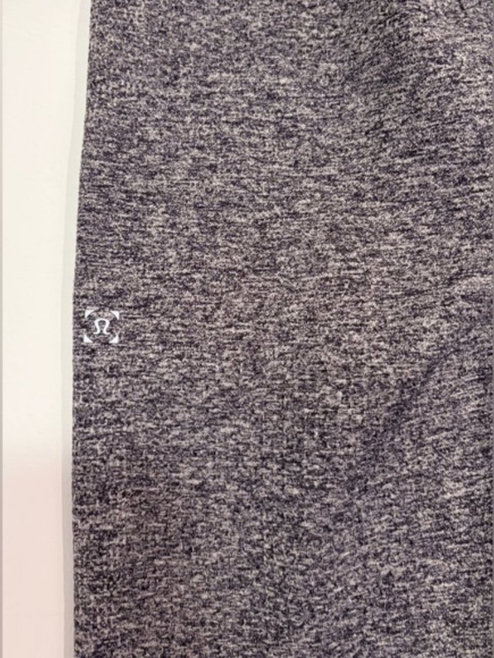 Lululemon Men’s Pants Engineered Warmth Joggers Black / White size Medium - Picture 11 of 16